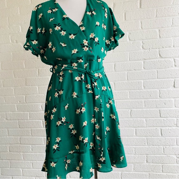 Collective Concepts Ruffle Floral Dress Size Small S Green - Picture 1 of 15